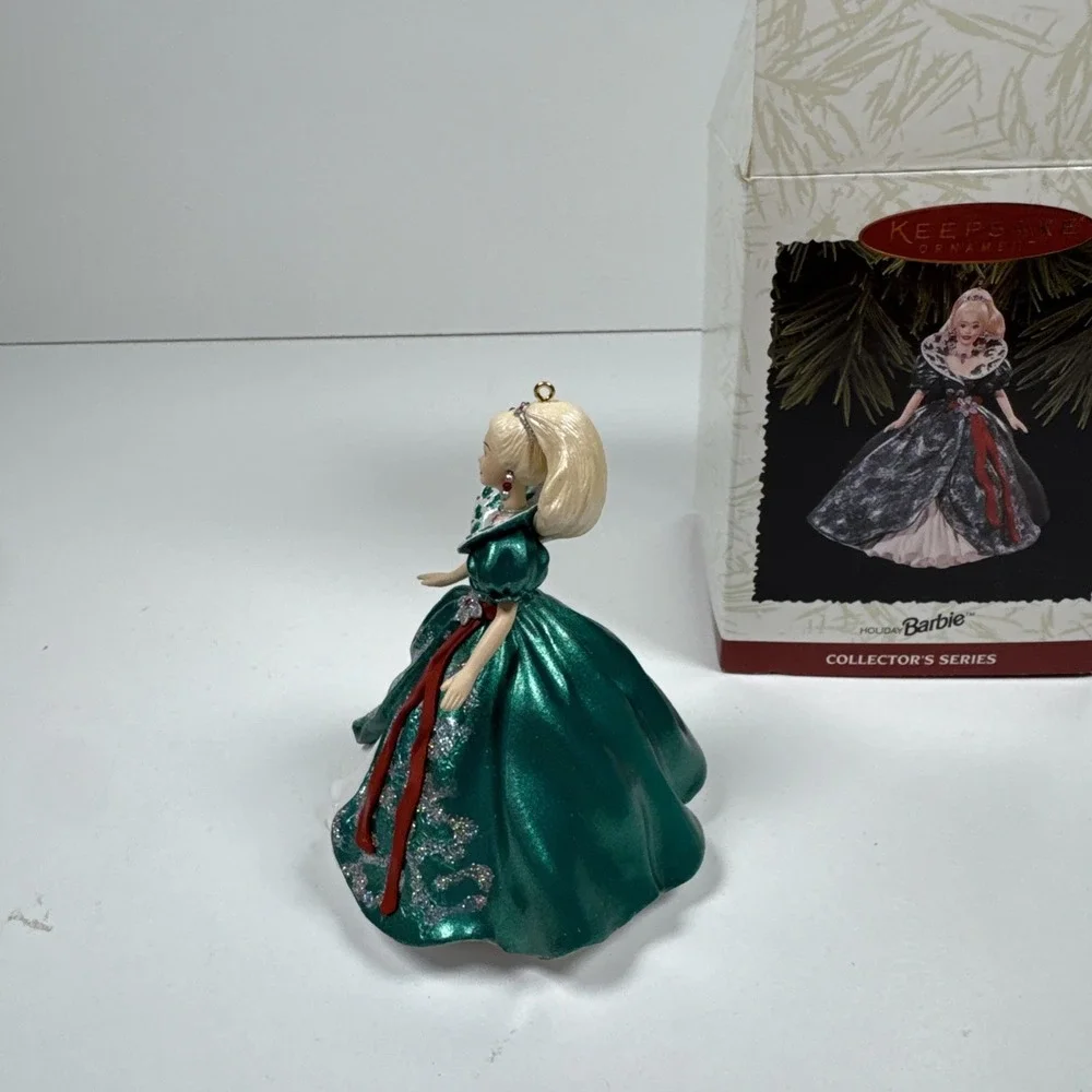 Vintage Hallmark Keepsake Ornament Holiday Barbie ~ 1995 Collectible